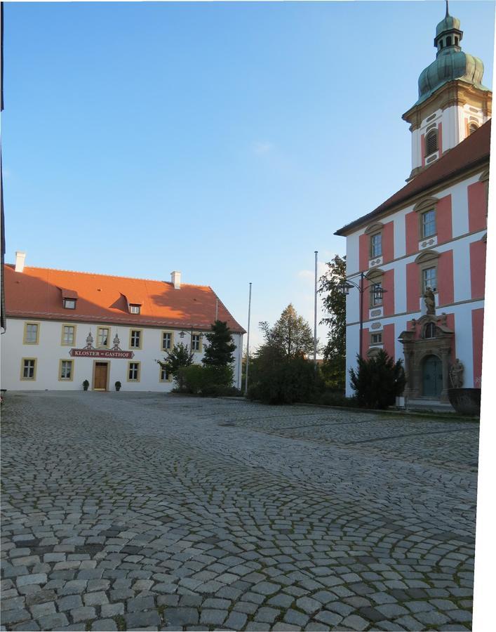 Hotel Kloster-Gasthof Speinshart Eschenbach in der Oberpfalz Exterior foto